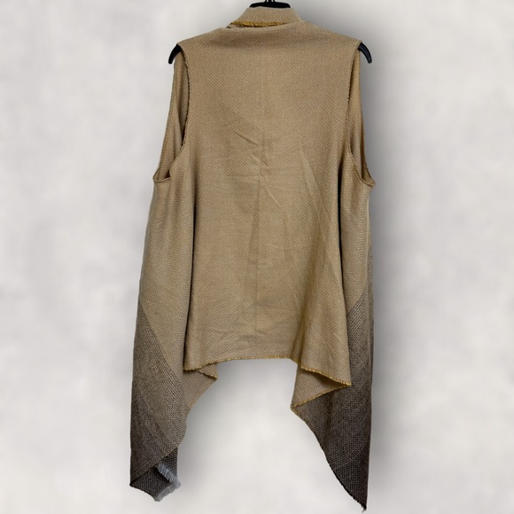 NEW Beige Sweater Vest Sleeveless Drape Open Front One Size Fits All - Picture 2 of 3